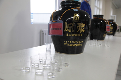 蒙古王酒業(yè)百年慶典圓滿(mǎn)舉行，共鑒百年傳承與時(shí)代新章